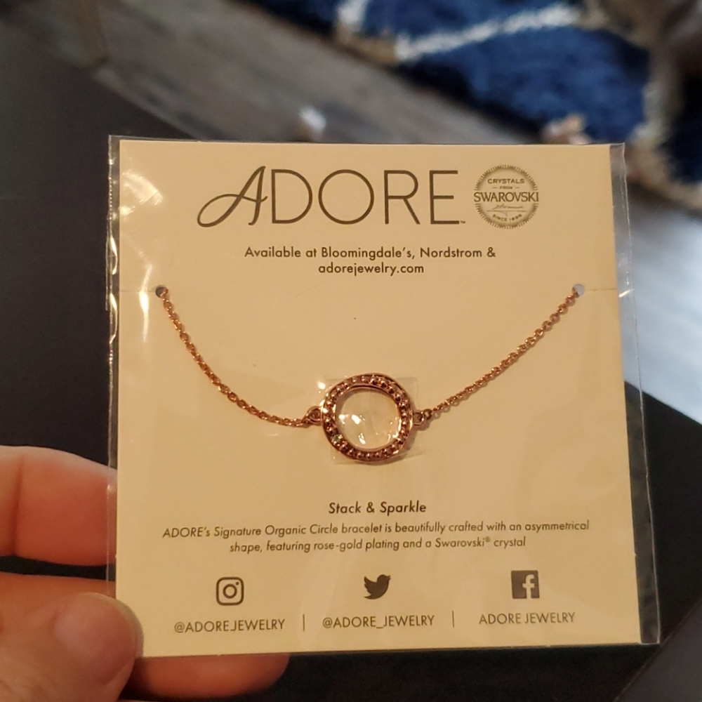 Adore rose gold bracelet